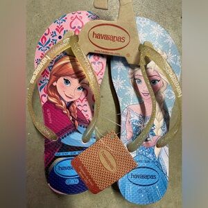 Havaianas Flip Flops Frozen Themed. Size 3/4Youth